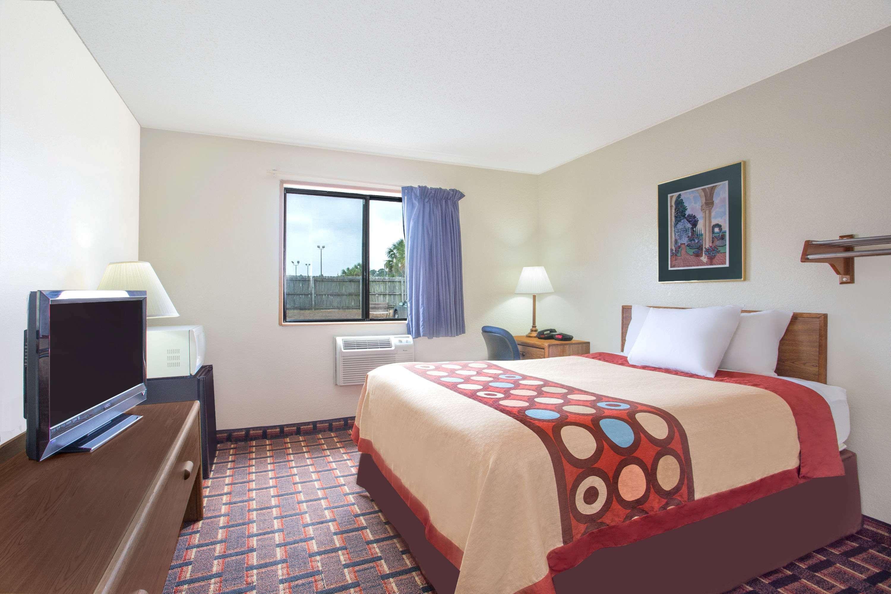 Super 8 By Wyndham Douglas Luaran gambar
